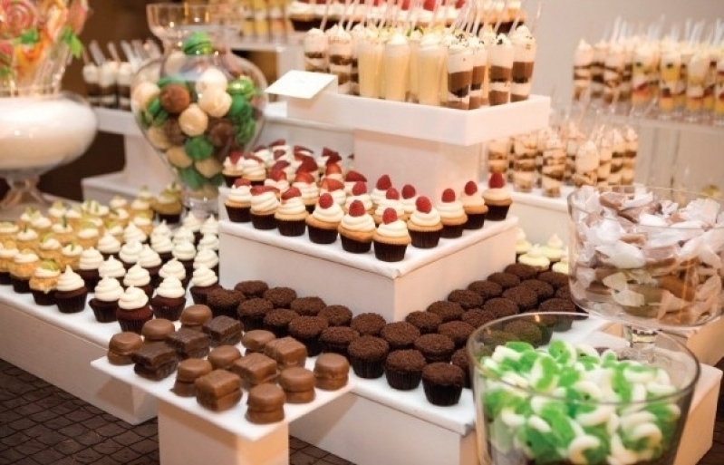 Buffet de Almoço para Casamento Simples Preço Av Brigadeiro Faria Lima - Serviço de Buffet para Almoço